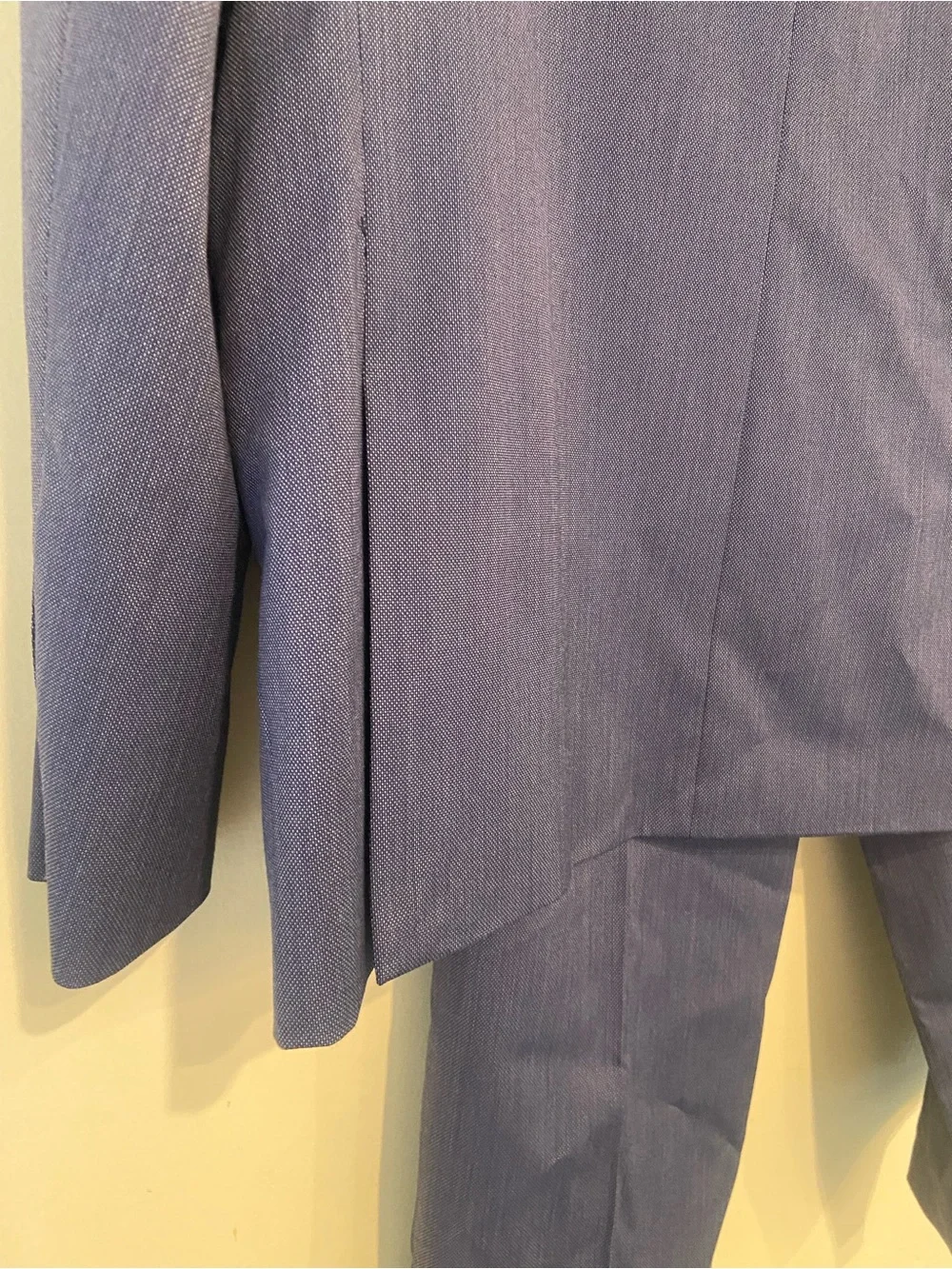 JF J. Ferrar Slim Blue Suit 46R and 35x30 pant EUC